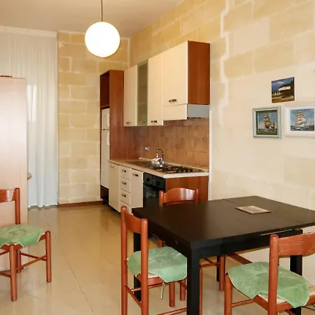 Sala Bianca 100s Apartment *